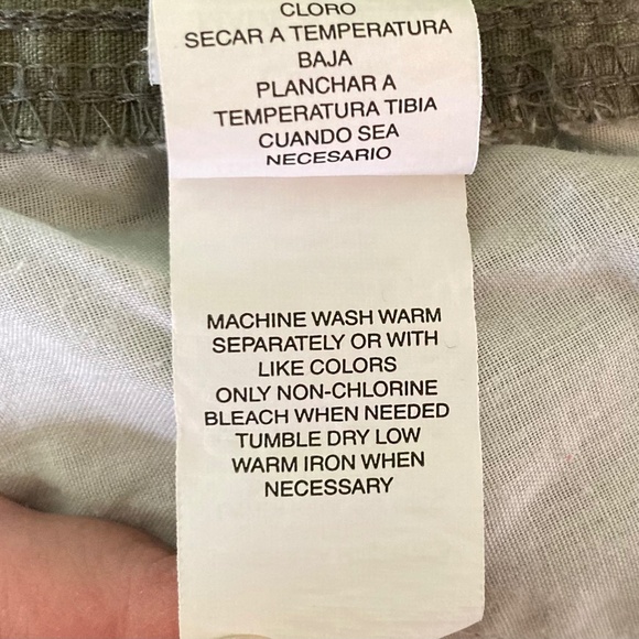 Boy’s size 8 Children’s Place green cargo shorts with adjustable - Picture 7 of 7